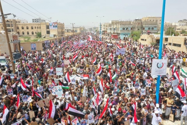 بالصور.. مليونية جماهيرية حاشدة في شبوة بدعوة من الائتلاف الوطني الجنوبي