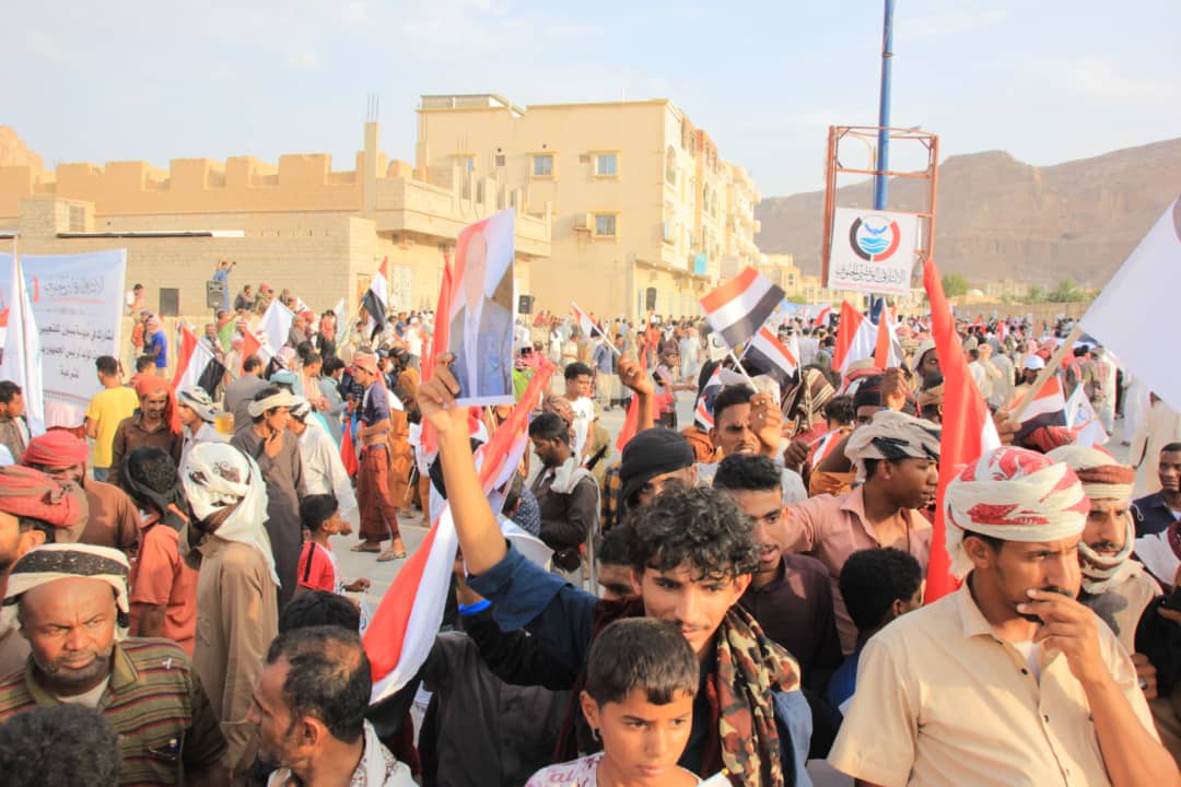 بالصورة سيئون حشود كبيرة غير مسبوقه .. في فعالية الائتلاف الوطني الجنوبي بسيئون