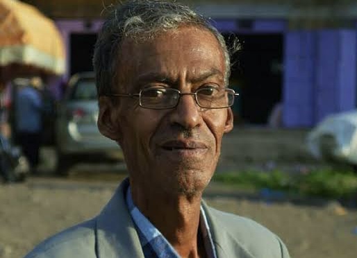 الاديب الاستثنائي