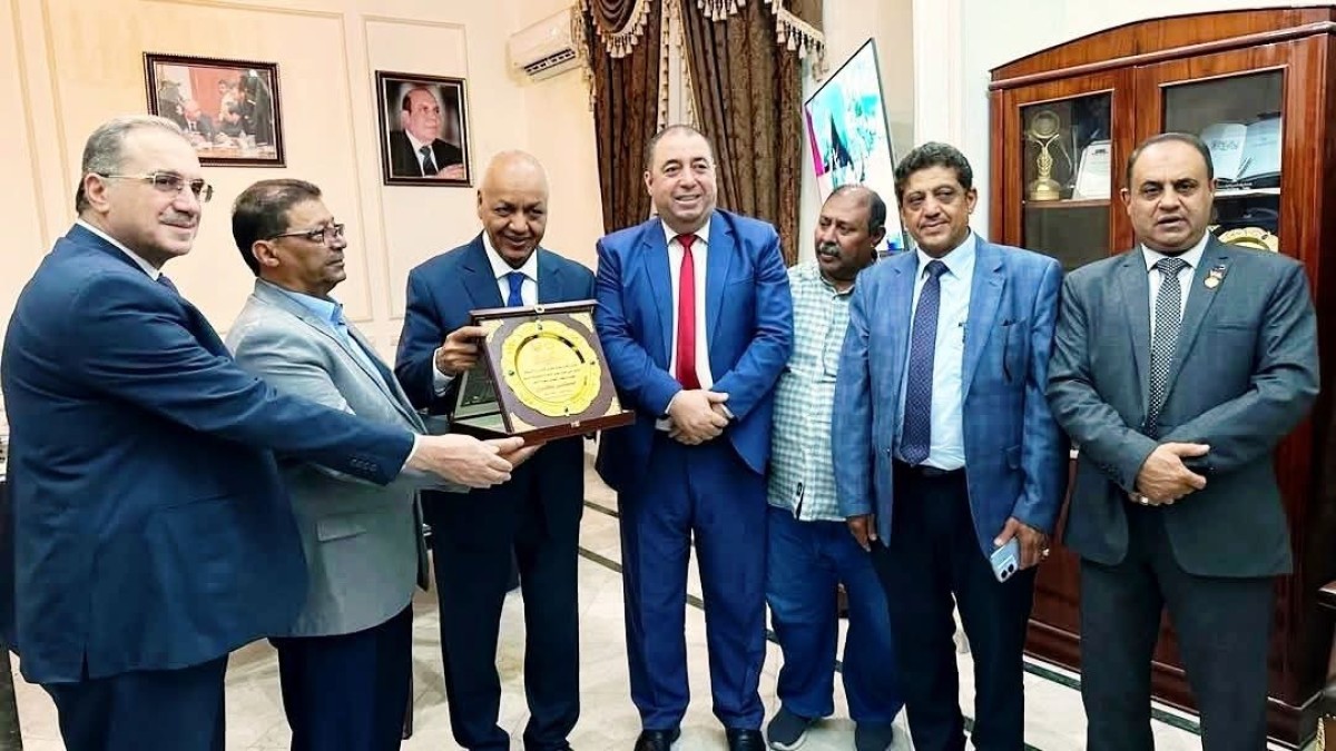 اتحاد شباب العرب يُكرم الدكتور مصطفى بكري تقديرًا لمواقفه الوطنية ودوره في خدمة القضايا العربية