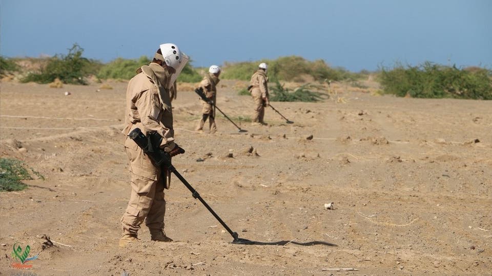 "مسام" يعلن انتزاع 1413 لغماً حوثياً في أسبوع