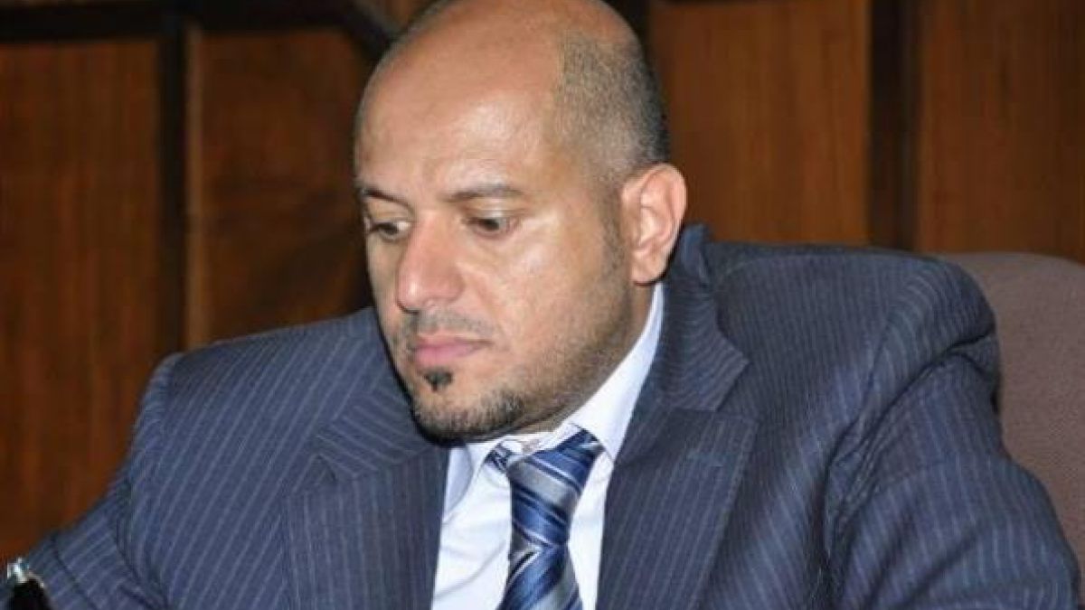 عاجل: أنباء عن استقالة أمين العاصمة من منصبه.