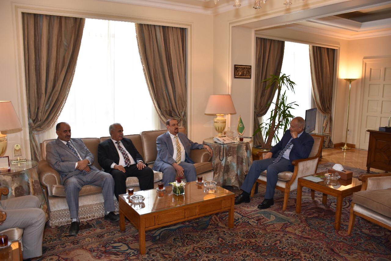 رئيس مجلس النواب يناقش مع الأمين العام لجامعة الدول العربية مستجدات الاوضاع على الساحة اليمنية