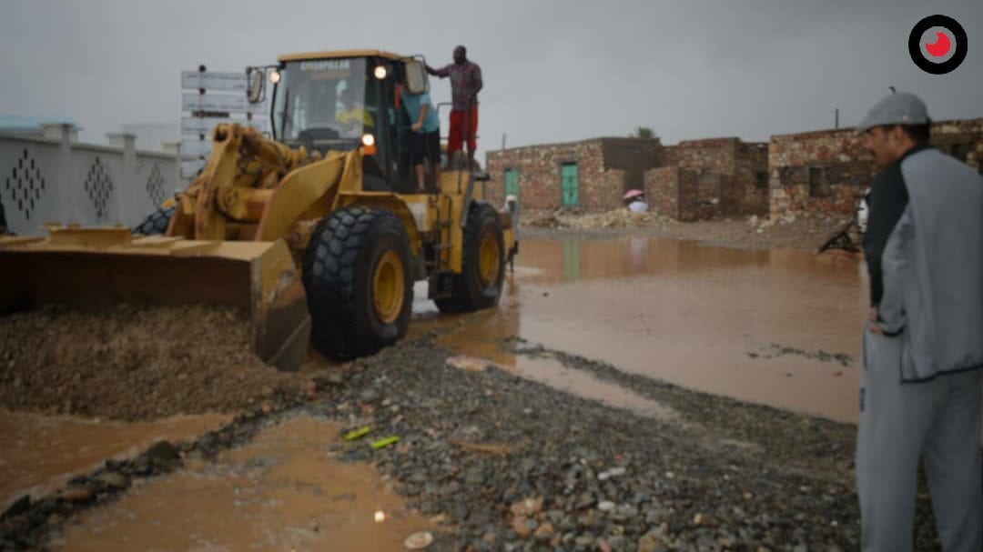 إعصار بافان يحيل سقطرى محافظة منكوبة