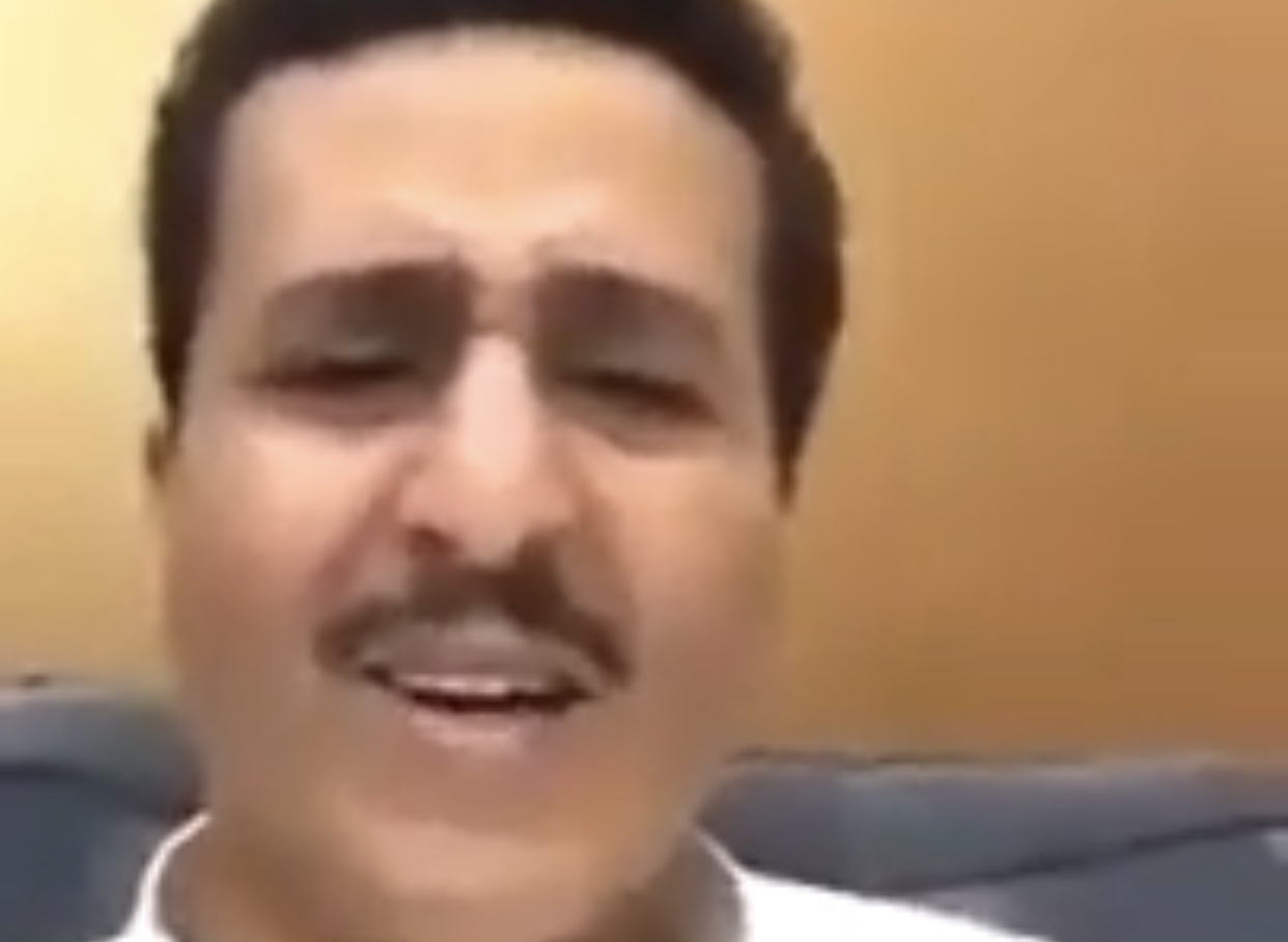 مسؤول في الشرعية يمتدح بدر الدين الحوثي ويصف الحكومة ب”غير المحترمة” (فيديو)