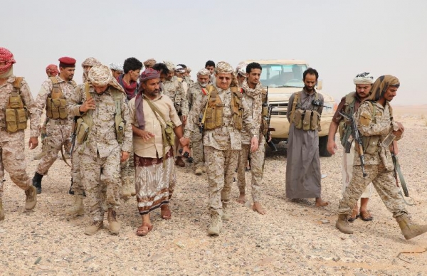 وزير الدفاع: ماضون نحو اقتلاع أوهام العودة للماضي ولا يمكن التفريط بتضحيات اليمنيين