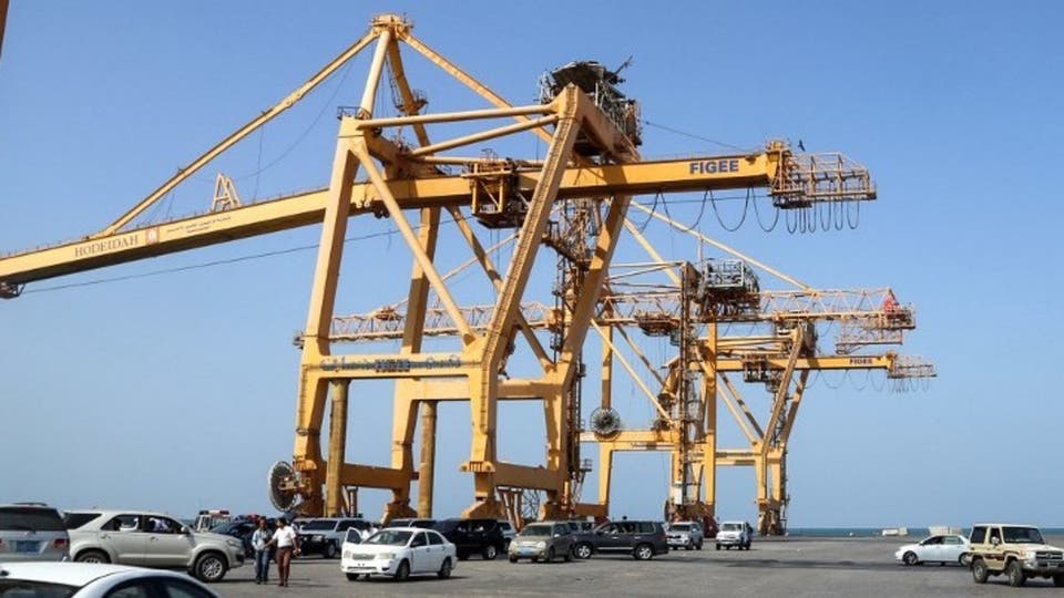 الحكومة توافق على دخول 4 سفن نفطية إلى ميناء الحديدة “وثيقة”