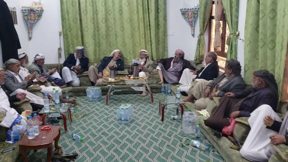 اجتماع لمقاومة صنعاء يدعو الرئيس والحكومة إلى التحرير الشامل