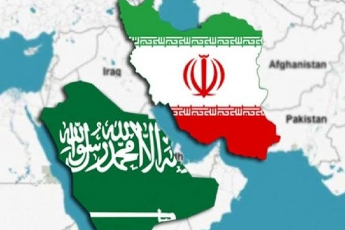 رويترز: إيران عرضت على السعودية ضبط الحوثيين مقابل دعم المحادثات النووية
